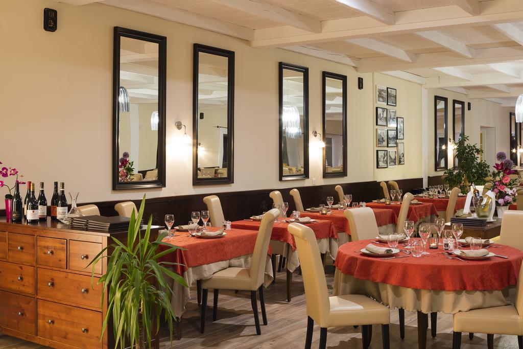 Logis Hotel Restaurant Les Cedres Joyeuse Exteriér fotografie